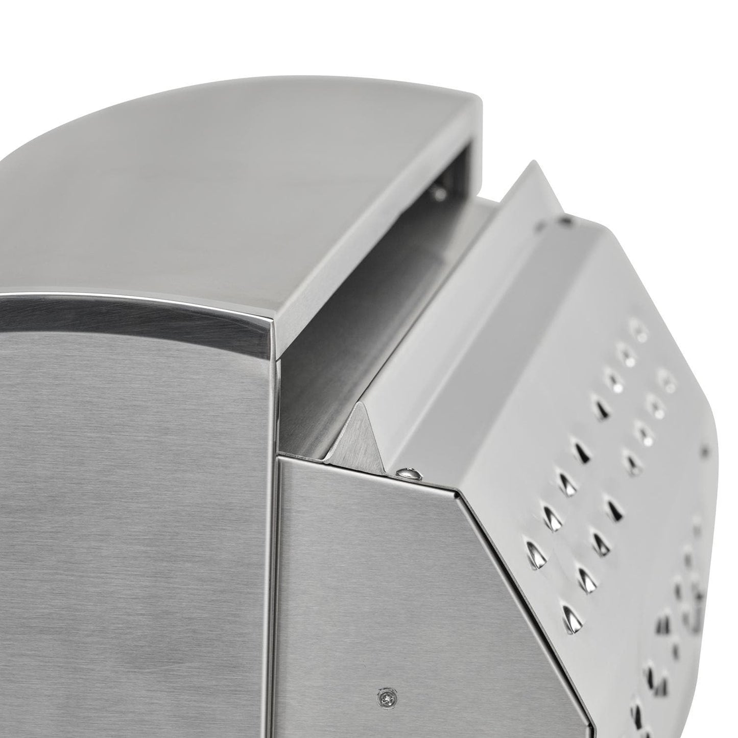 Coyote CL-Series 36-in 4-Burner Natural Gas Grill w/ Lift-Assist Hood & Safety Valve - Image 3